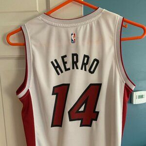 Tyler Herro Fanatics Basketball Jersey - Youth Large
